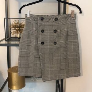 Plaid button asymmetrical skirt